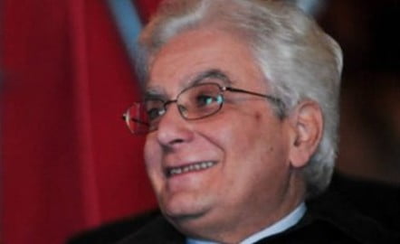 Primo atto di Mattarella presidente: rendere omaggio alle Fosse