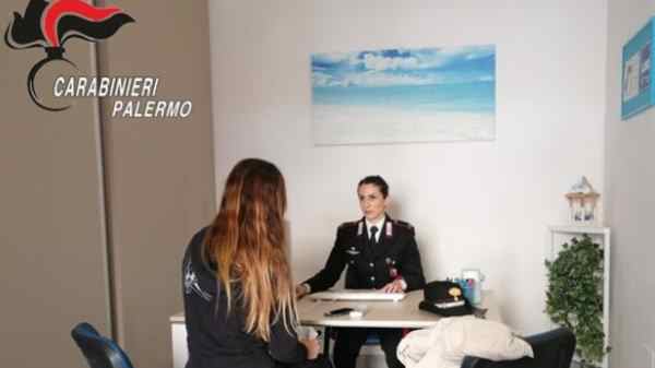 Donna segregata in casa e violentata, arrestato tunisino