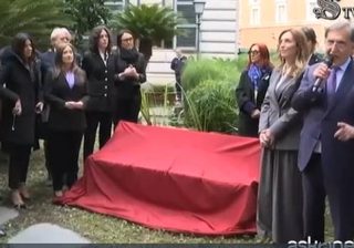 Femminicidi, panchina rossa al Senato