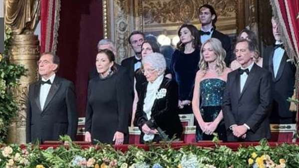 Inaugurata stagione alla Scala, Segre al centro del Palco Reale