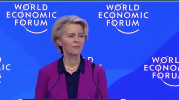 Von der Leyen: “sono a Davos per accrescere la nostra prosperità”