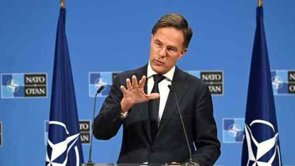 Rutte: ‘coinvolgere Kiev nei negoziati di pace’